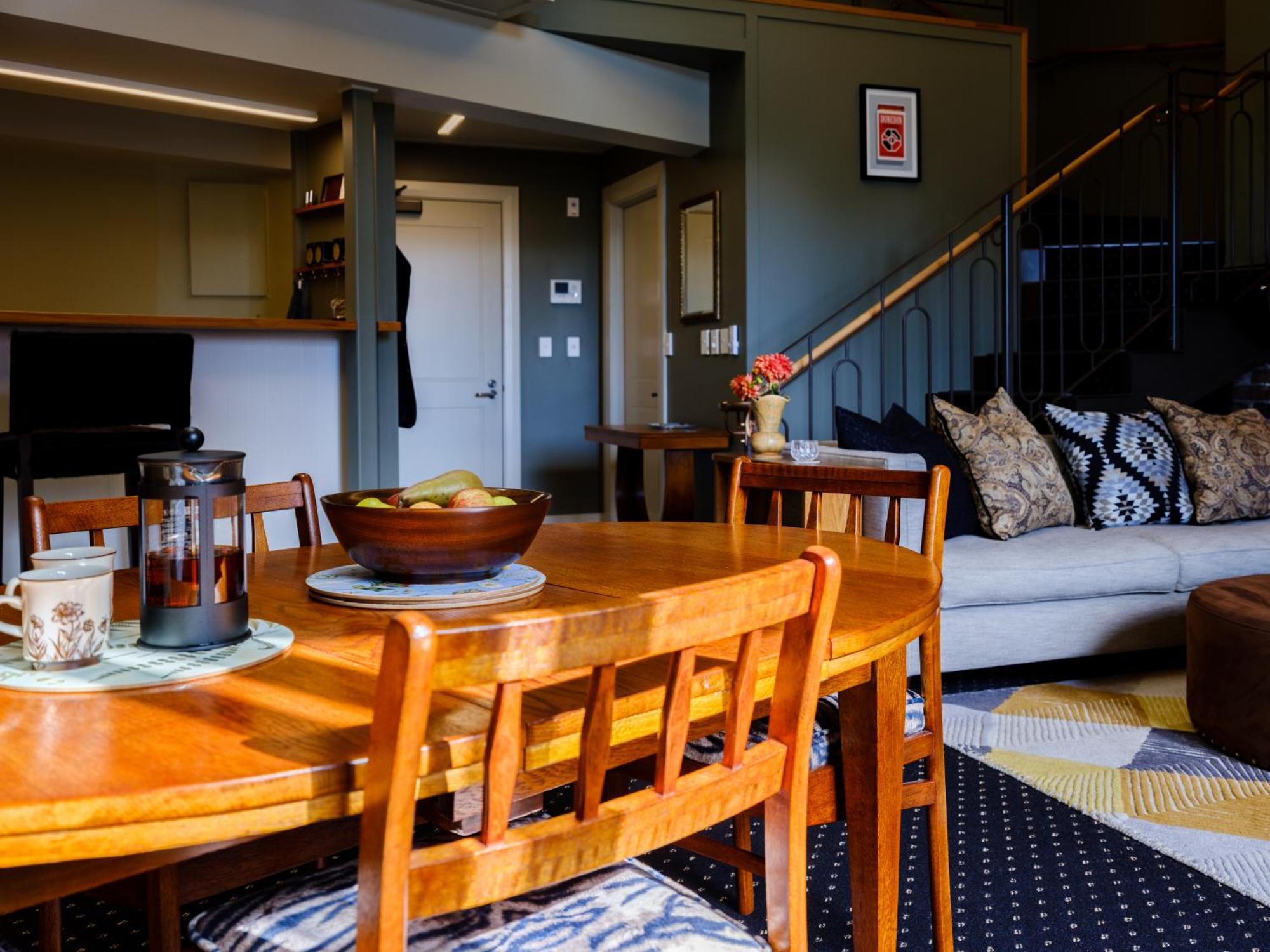 Bell Hill Apartments Dunedin Room photo